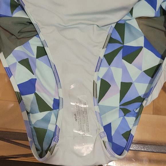 Aerie bathing suit with Mesh - Picture 6 of 6